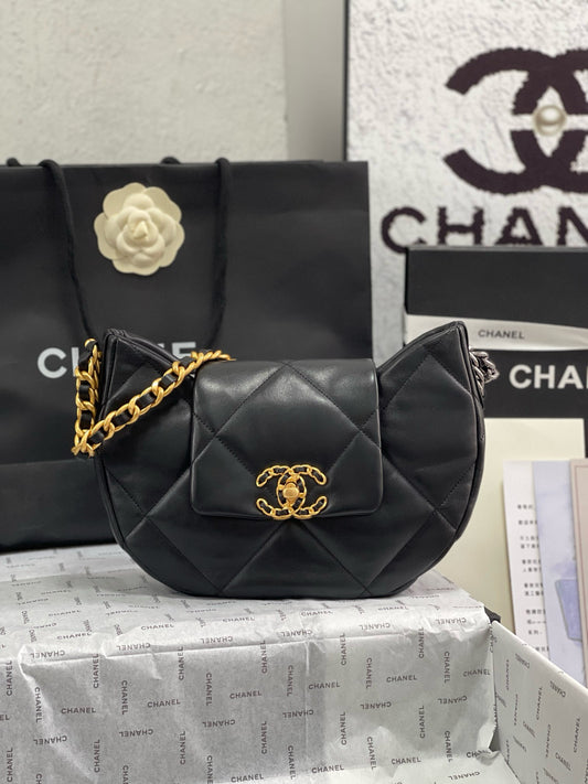 Chanel (19bag)