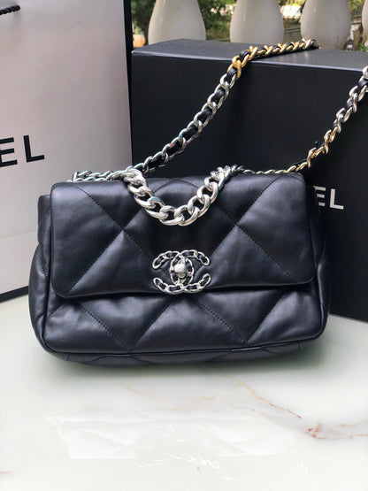 Chanel (19bag)