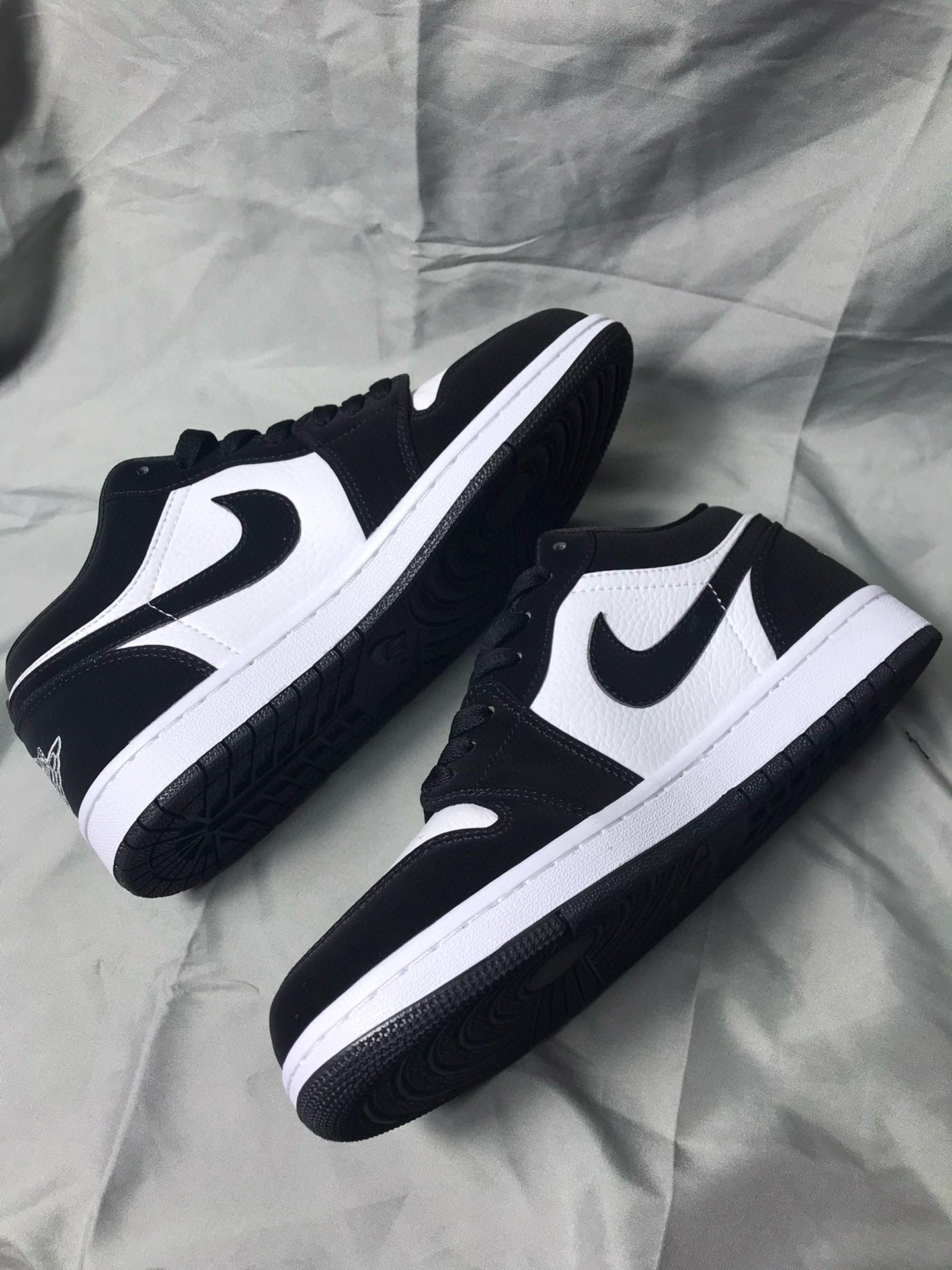 Nike(AJ1)