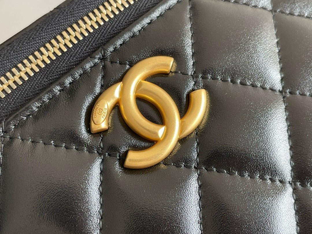 Chanel (24C)