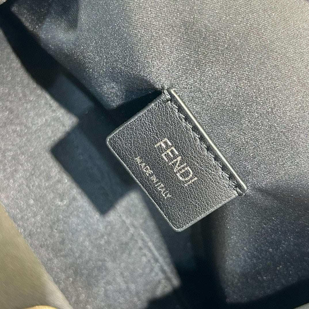 Fendi （First）