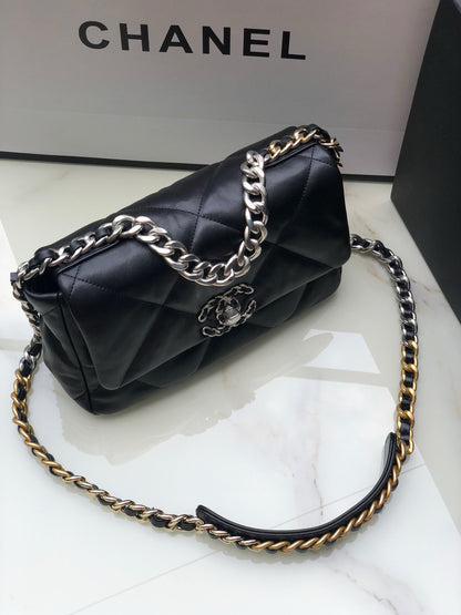 Chanel (19bag)