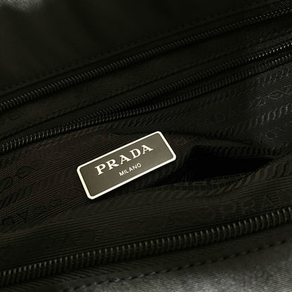 Prada (Tote)