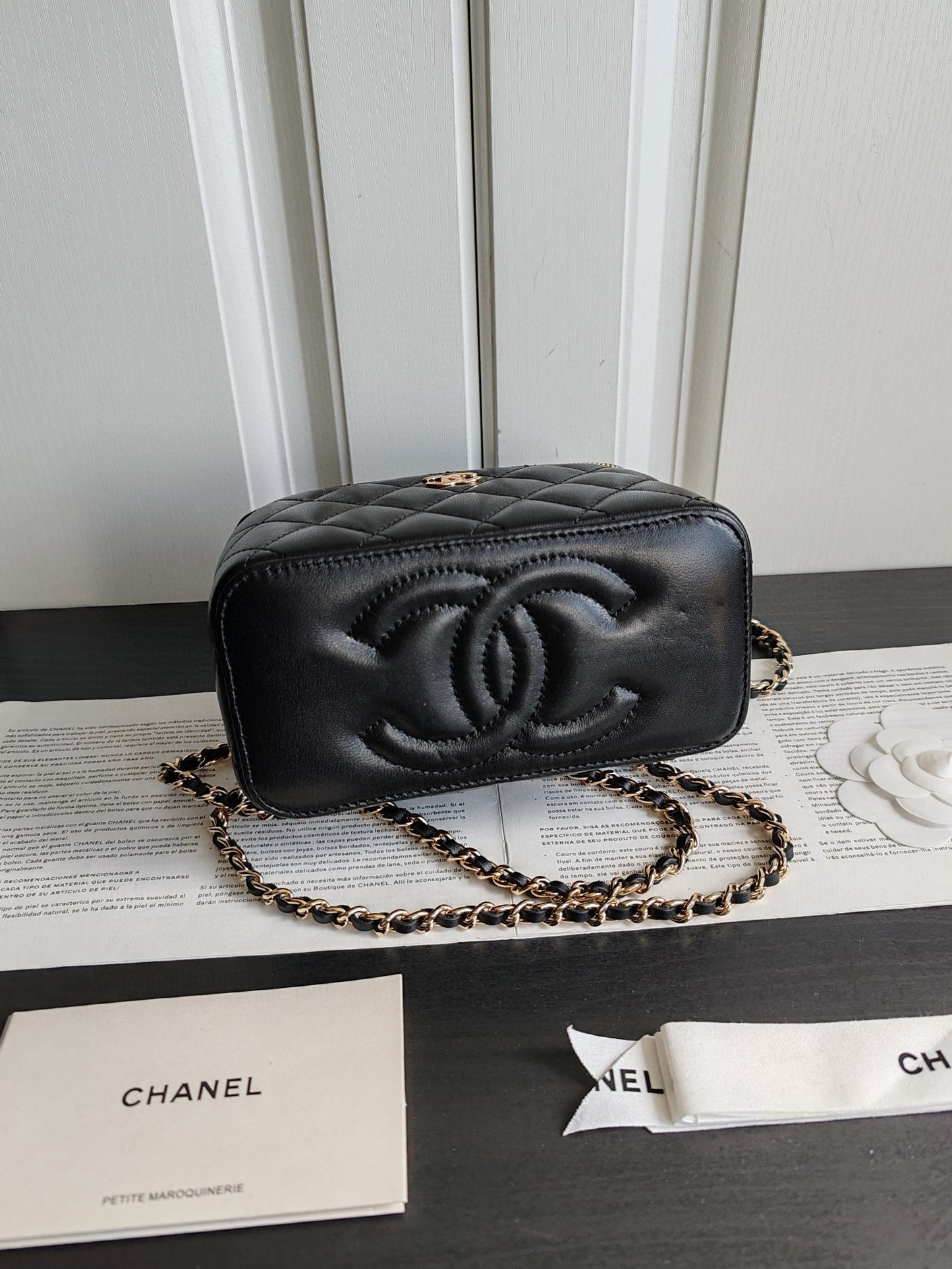 Chanel (23K)