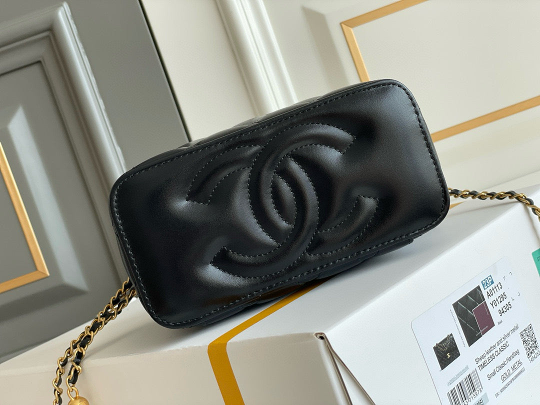 Chanel (24C)