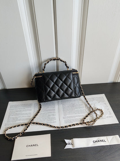 Chanel (23K)