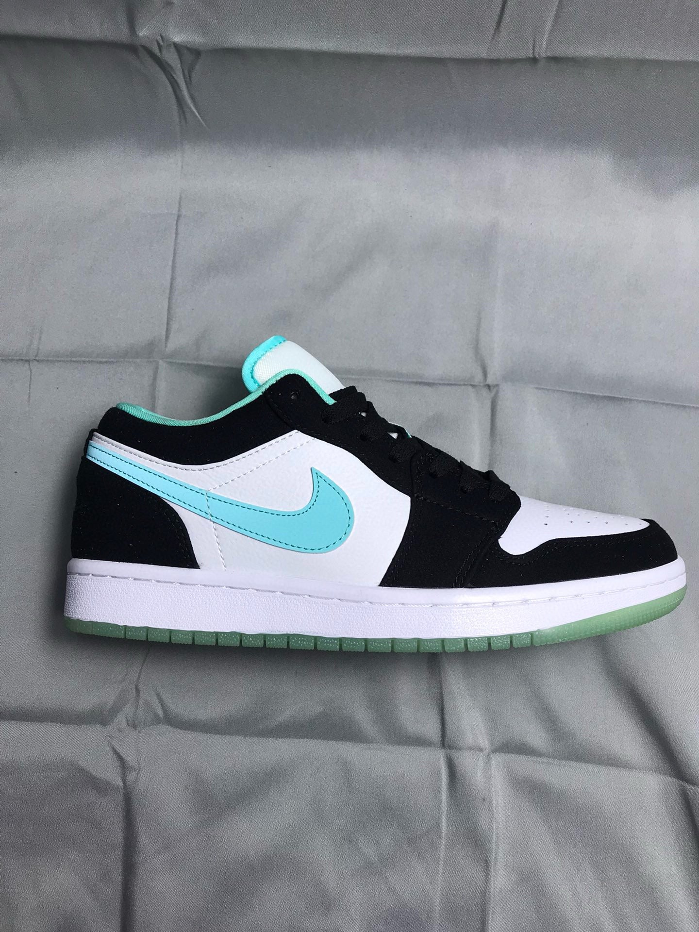 Nike(AJ1)