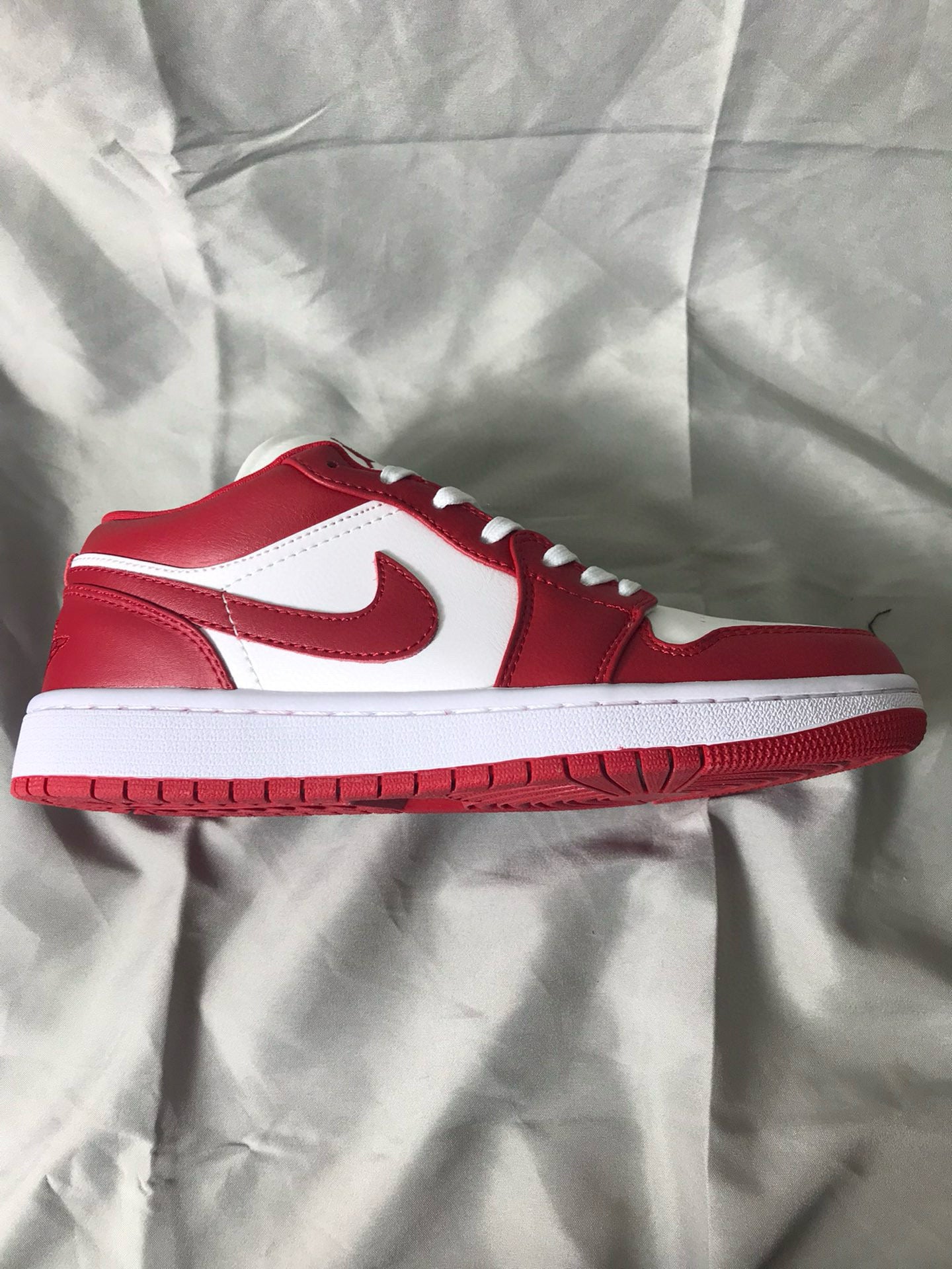 Nike(AJ1)