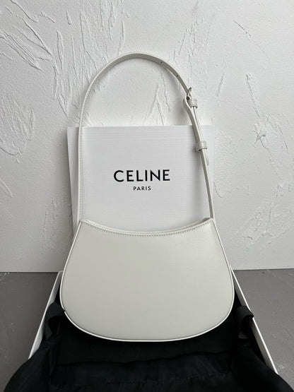 Celine (Tilly)