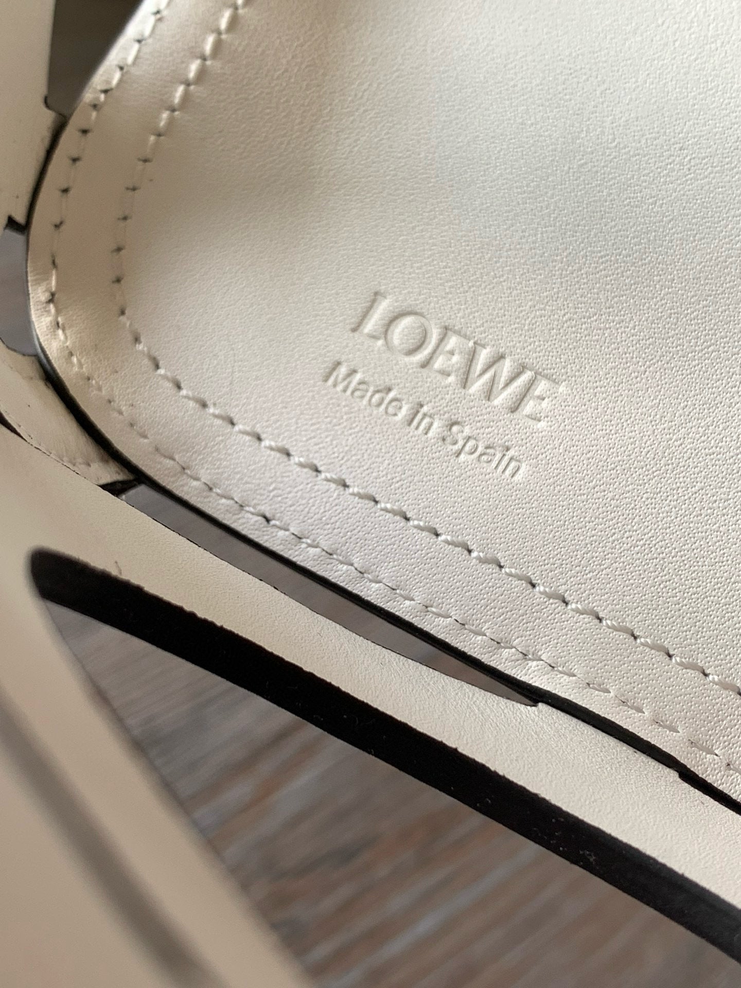 Loewe （Anagram Tote）