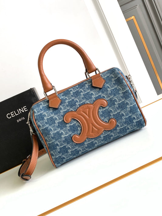 Celine (Cuir Triomphe)