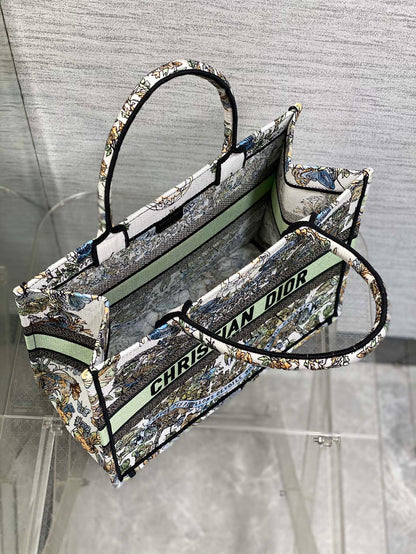 Dior (Book tote)