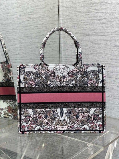 Dior (Book tote)