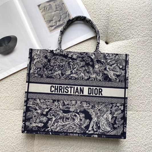 Dior (Book tote)