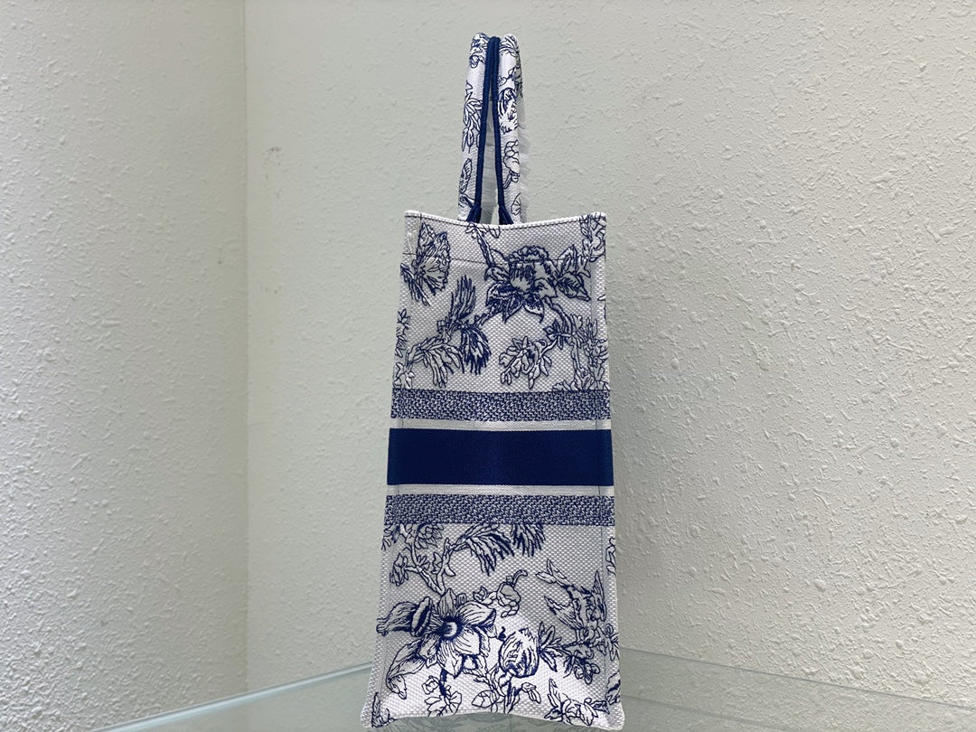 Dior (Book tote)