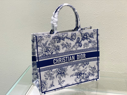 Dior (Book tote)