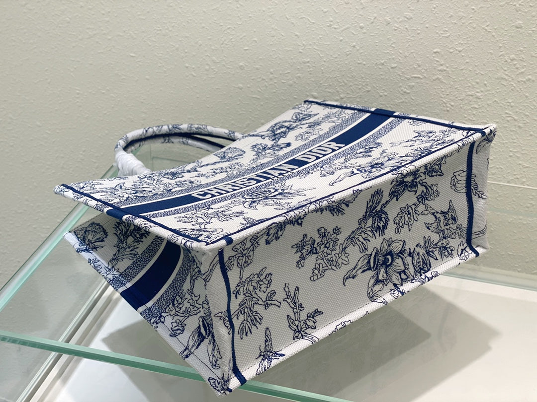 Dior (Book tote)