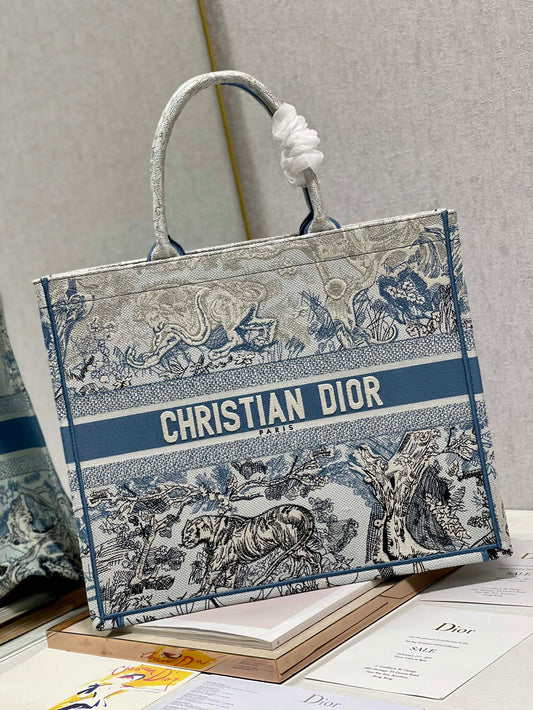 Dior (Book tote)