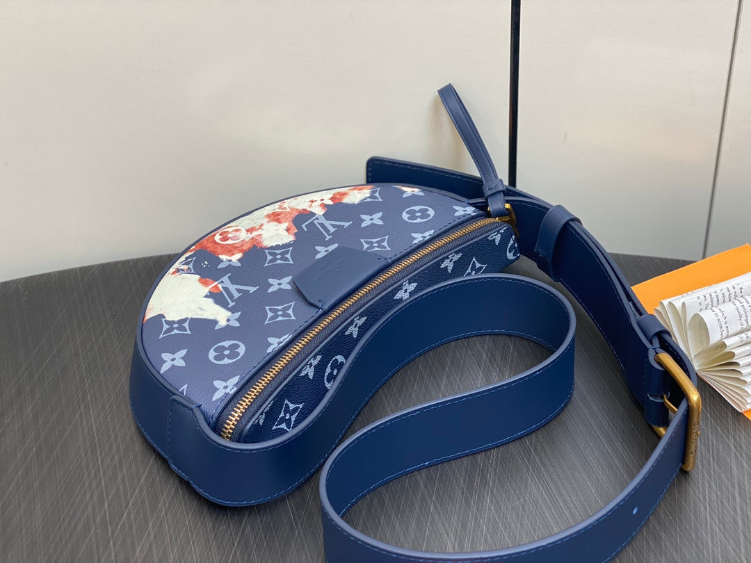 Louis Vuitton (Moon Crossbody)