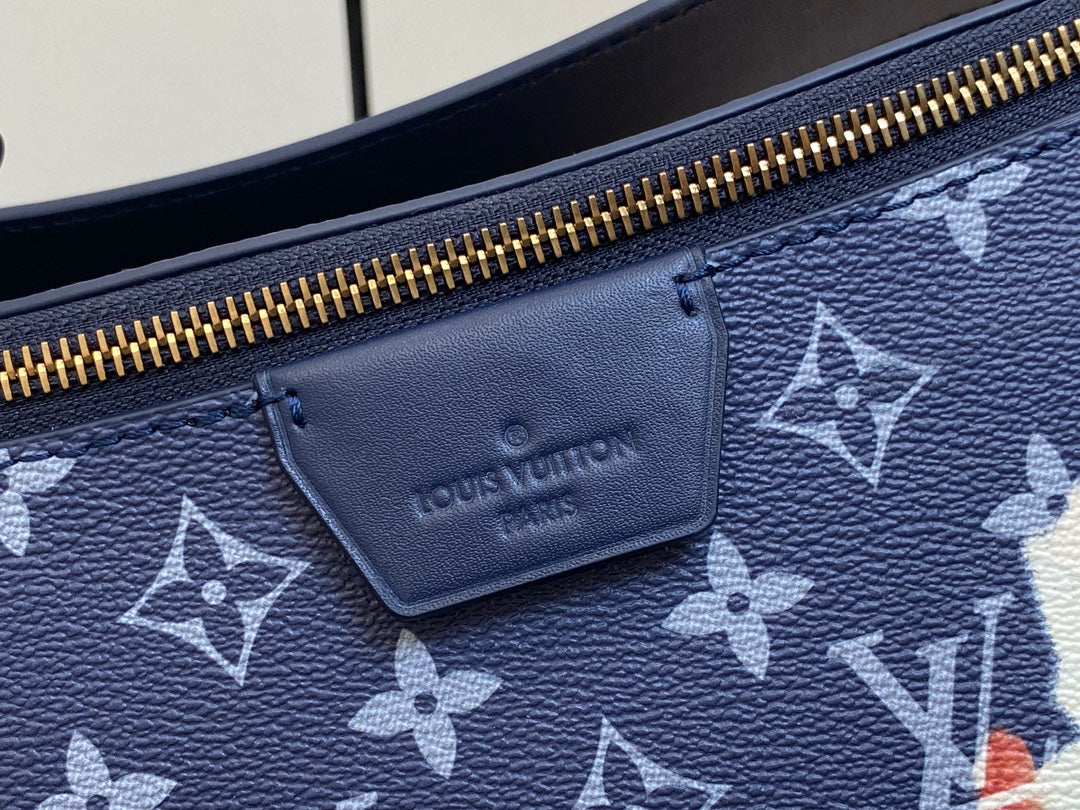 Louis Vuitton (Moon Crossbody)