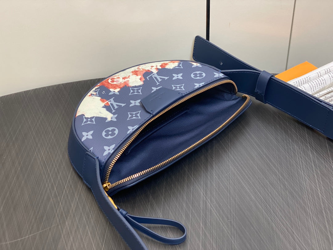 Louis Vuitton (Moon Crossbody)