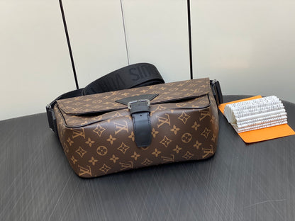 Louis Vuitton (Montsouris)