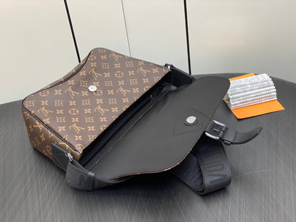 Louis Vuitton (Montsouris)