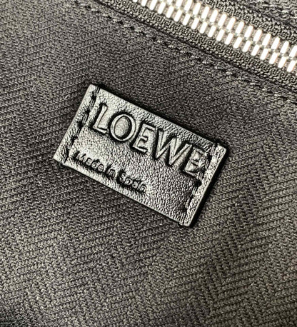 Loewe (Puzzle Fold)