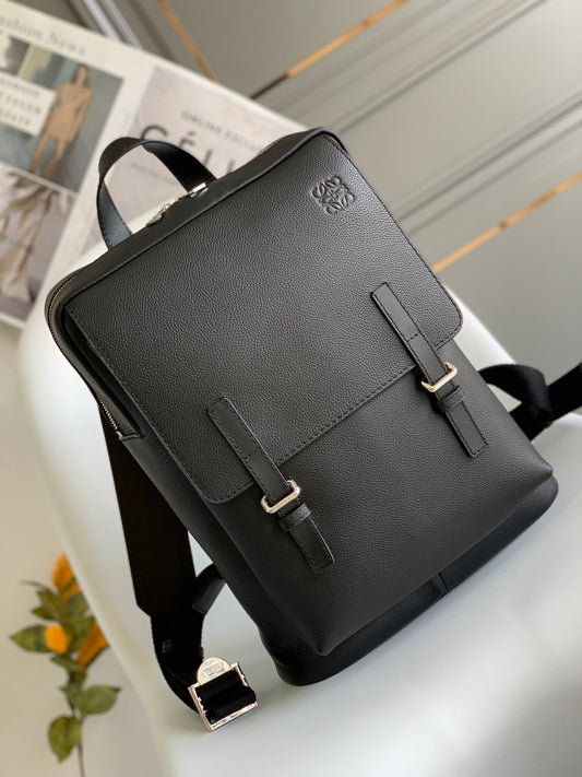 Loewe (Military Backpack)