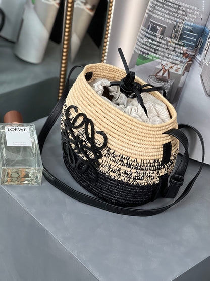 Loewe (Basket)